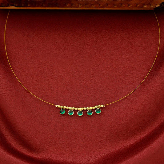 Mini Glossy Neckpiece